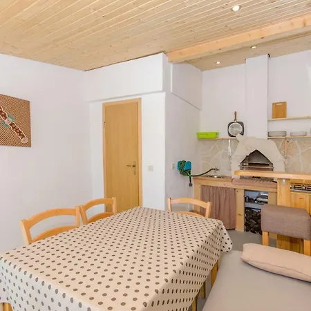 House House Toma Holiday home Zivogosce