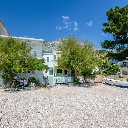 בית נופש House House Toma