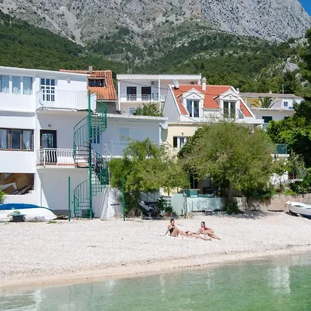 House House Toma Holiday home *